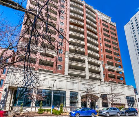Photo of 828 W Grace Street #903, Chicago, IL 60613 (MLS # 12610876)
