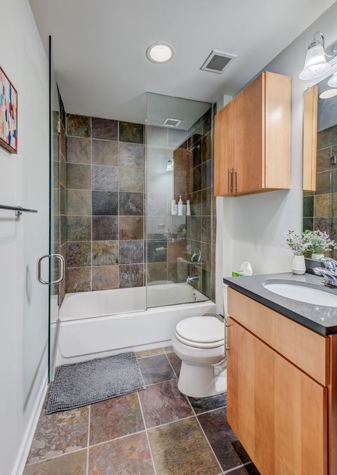 Tiny photo for 828 W Grace Street #903, Chicago, IL 60613 (MLS # 12610876)