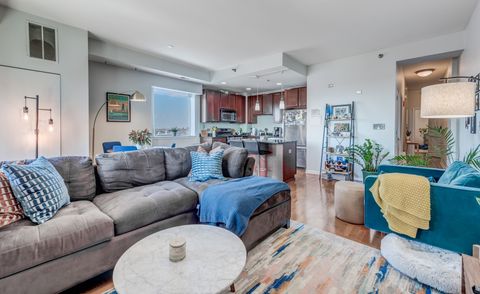 Tiny photo for 828 W Grace Street #903, Chicago, IL 60613 (MLS # 12610876)