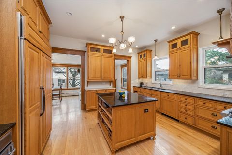 Tiny photo for 537 N Euclid Avenue, Oak Park, IL 60302 (MLS # 12581237)