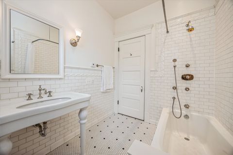 Tiny photo for 537 N Euclid Avenue, Oak Park, IL 60302 (MLS # 12581237)