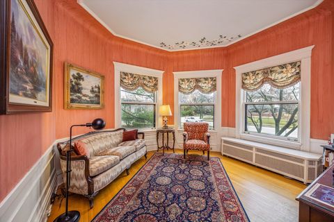 Tiny photo for 537 N Euclid Avenue, Oak Park, IL 60302 (MLS # 12581237)