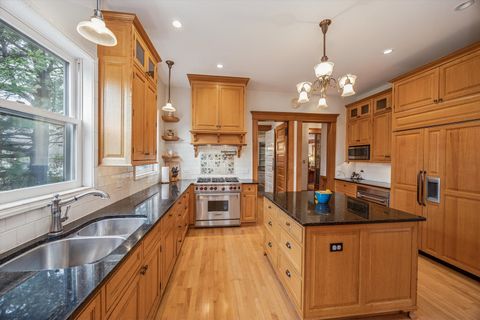 Tiny photo for 537 N Euclid Avenue, Oak Park, IL 60302 (MLS # 12581237)