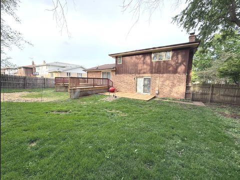 Tiny photo for 10158 S 87th Court, Palos Hills, IL 60465 (MLS # 12655726)