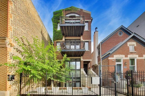 Photo of 1922 W Armitage Avenue #2, Chicago, IL 60622 (MLS # 12709567)