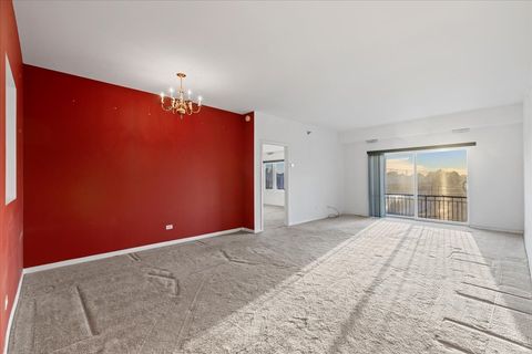 Tiny photo for 3303 Grove Avenue #600, Berwyn, IL 60402 (MLS # 12484346)