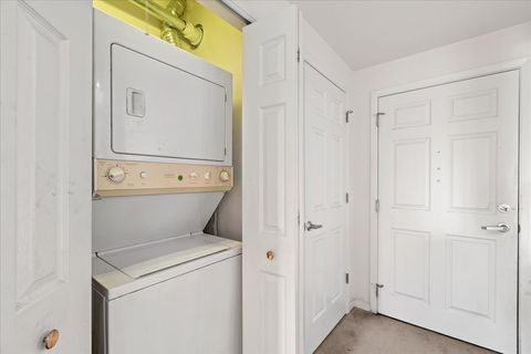 Tiny photo for 3303 Grove Avenue #600, Berwyn, IL 60402 (MLS # 12484346)