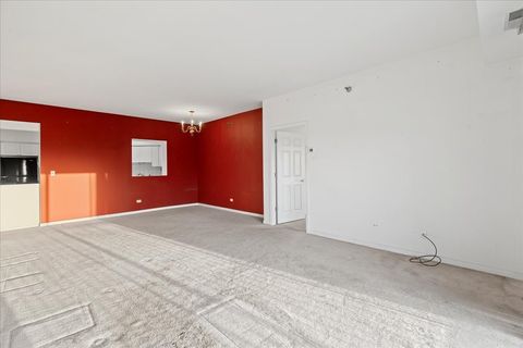 Tiny photo for 3303 Grove Avenue #600, Berwyn, IL 60402 (MLS # 12484346)