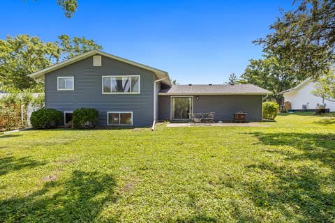Tiny photo for 6308 Macarthur Drive, Woodridge, IL 60517 (MLS # 12532517)