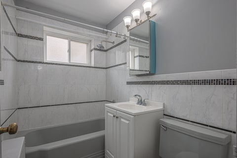 Tiny photo for 6139 N Seeley Avenue #G, Chicago, IL 60659 (MLS # 12736974)
