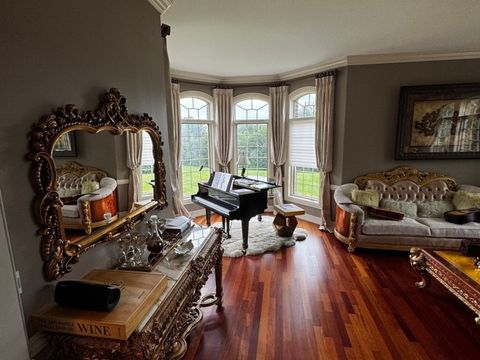 Tiny photo for 16W122 91st Street, Burr Ridge, IL 60527 (MLS # 12427962)