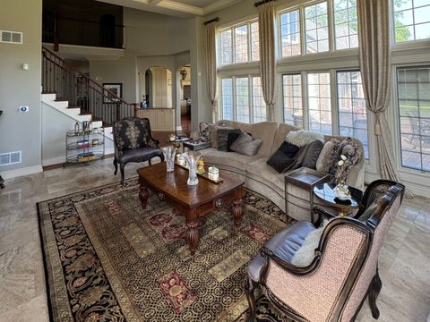 Tiny photo for 16W122 91st Street, Burr Ridge, IL 60527 (MLS # 12427962)