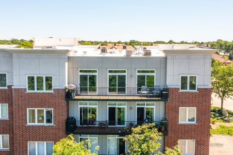 Tiny photo for 840 Weidner Road #507, Buffalo Grove, IL 60089 (MLS # 12689410)
