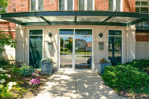 Tiny photo for 840 Weidner Road #507, Buffalo Grove, IL 60089 (MLS # 12689410)