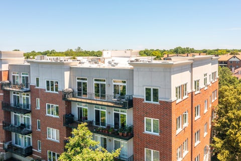 Tiny photo for 840 Weidner Road #507, Buffalo Grove, IL 60089 (MLS # 12689410)