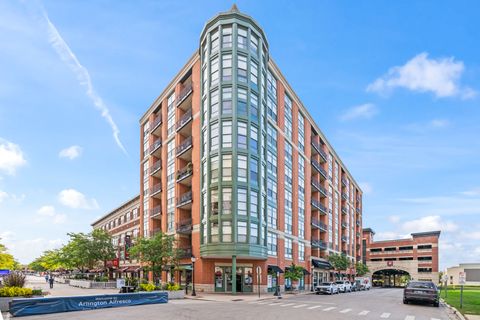 Tiny photo for 1 S Highland Avenue #800, Arlington Heights, IL 60005 (MLS # 12499171)