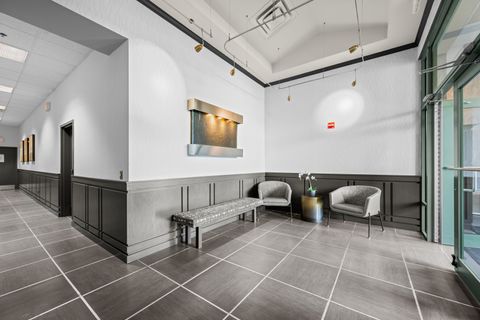 Tiny photo for 1 S Highland Avenue #800, Arlington Heights, IL 60005 (MLS # 12499171)