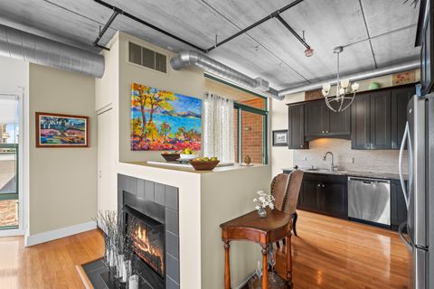 Tiny photo for 1 S Highland Avenue #800, Arlington Heights, IL 60005 (MLS # 12499171)