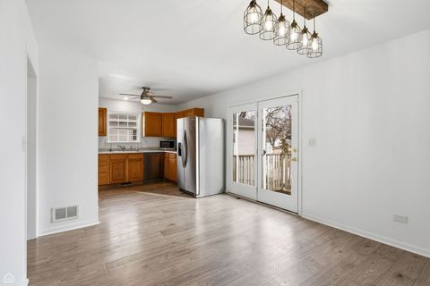 Tiny photo for 27071 N Ridge Street, Wauconda, IL 60084 (MLS # 12570834)