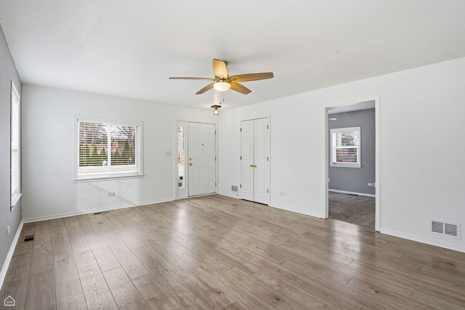 27071 N Ridge Street