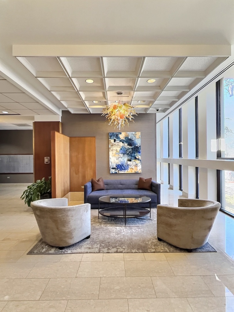 1660 N La Salle Drive 2508