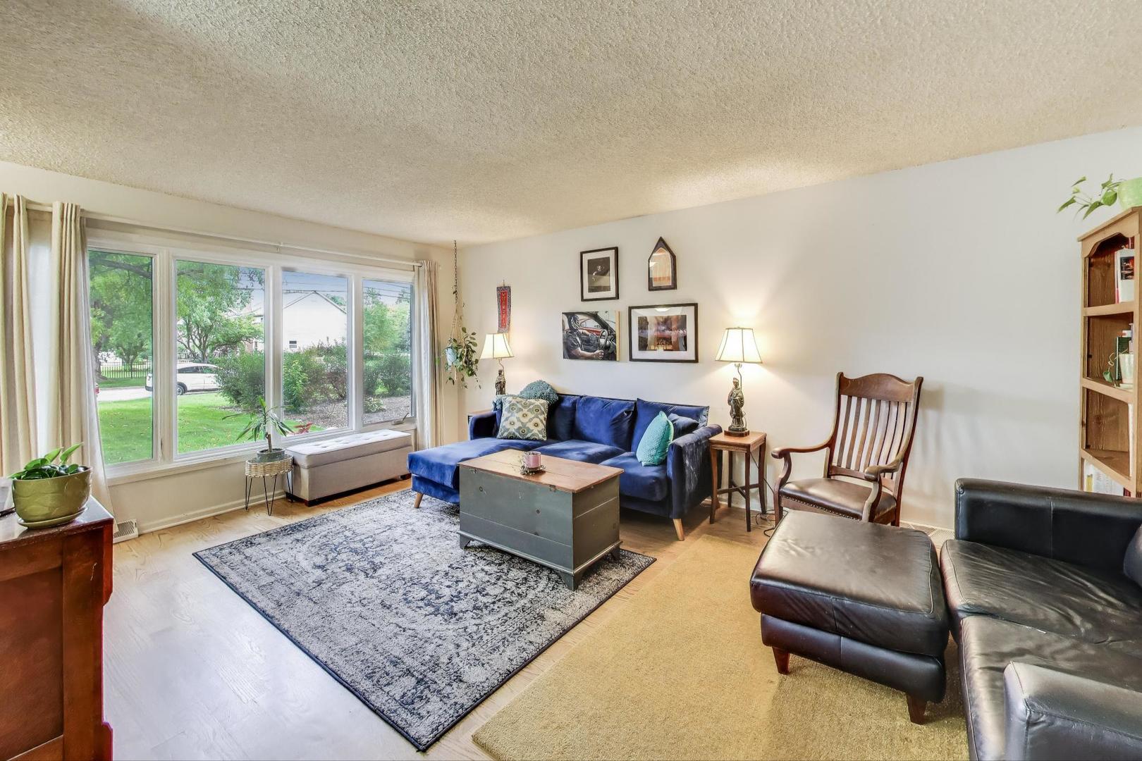 1012 Fargo Boulevard