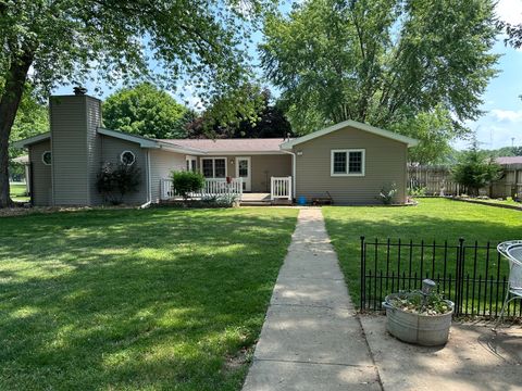 Tiny photo for 12855 Lawrence Road, Sterling, IL 61081 (MLS # 12475584)