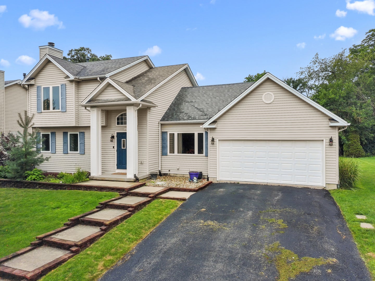 212 Galvin Parkway