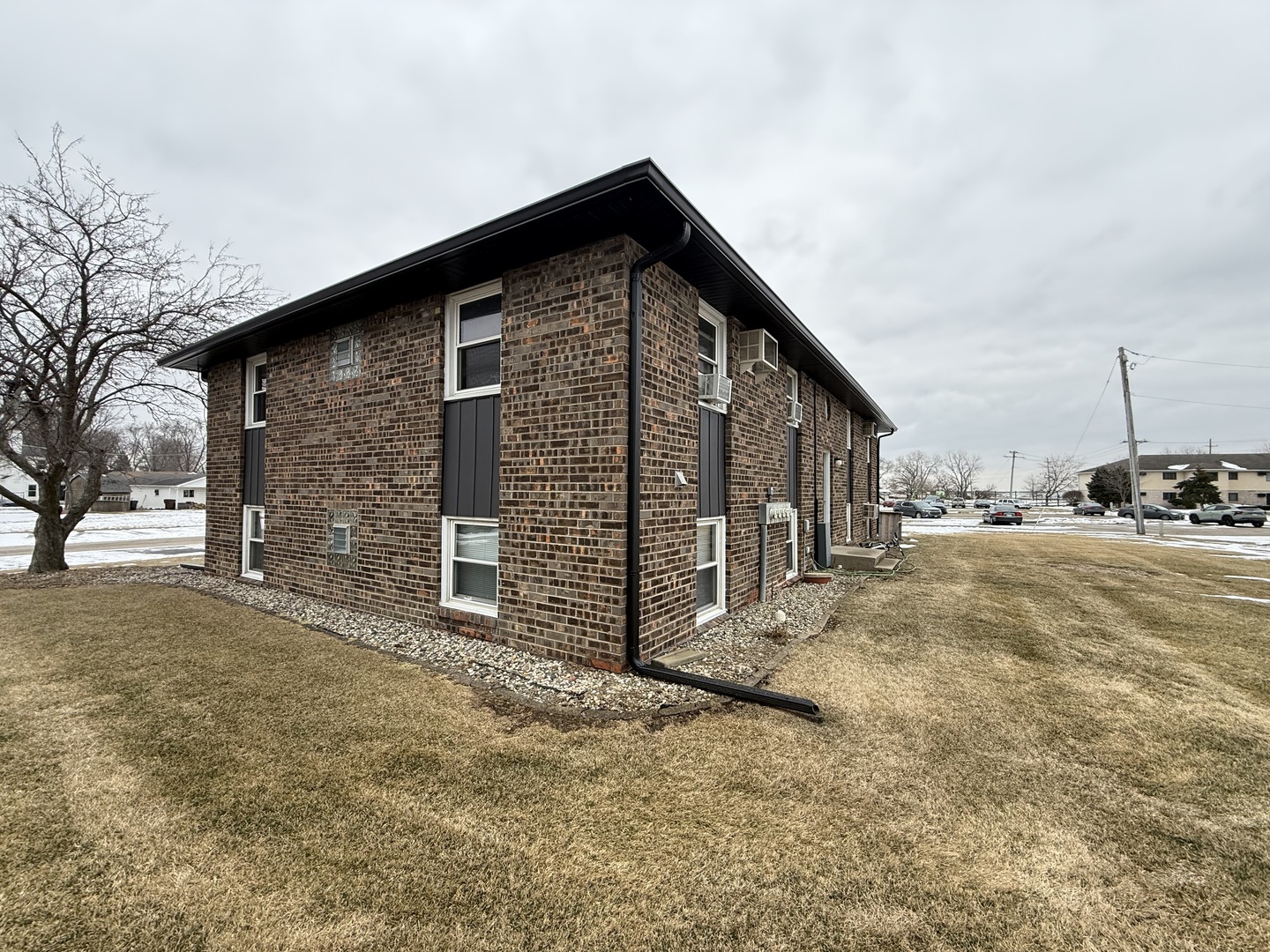 382 N Birch Street