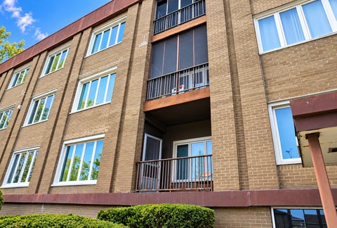 Tiny photo for 10048 S Pulaski Road #2C, Oak Lawn, IL 60453 (MLS # 12758279)
