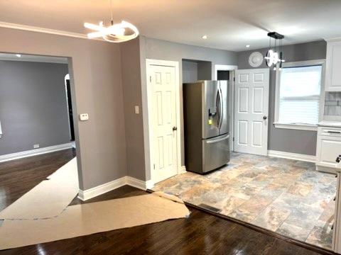 1900 W 83rd Street 0