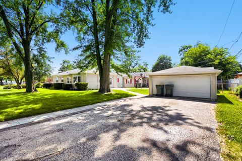 Tiny photo for 311 Notre Dame Avenue, Joliet, IL 60436 (MLS # 12694451)