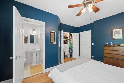 Tiny photo for 4105 N Lawndale Avenue #401, Chicago, IL 60618 (MLS # 12655021)