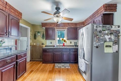 Tiny photo for 10213 W LYNDALE Street, Melrose Park, IL 60164 (MLS # 12487028)