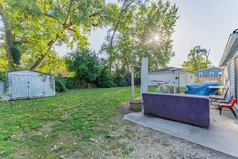 Tiny photo for 10213 W LYNDALE Street, Melrose Park, IL 60164 (MLS # 12487028)