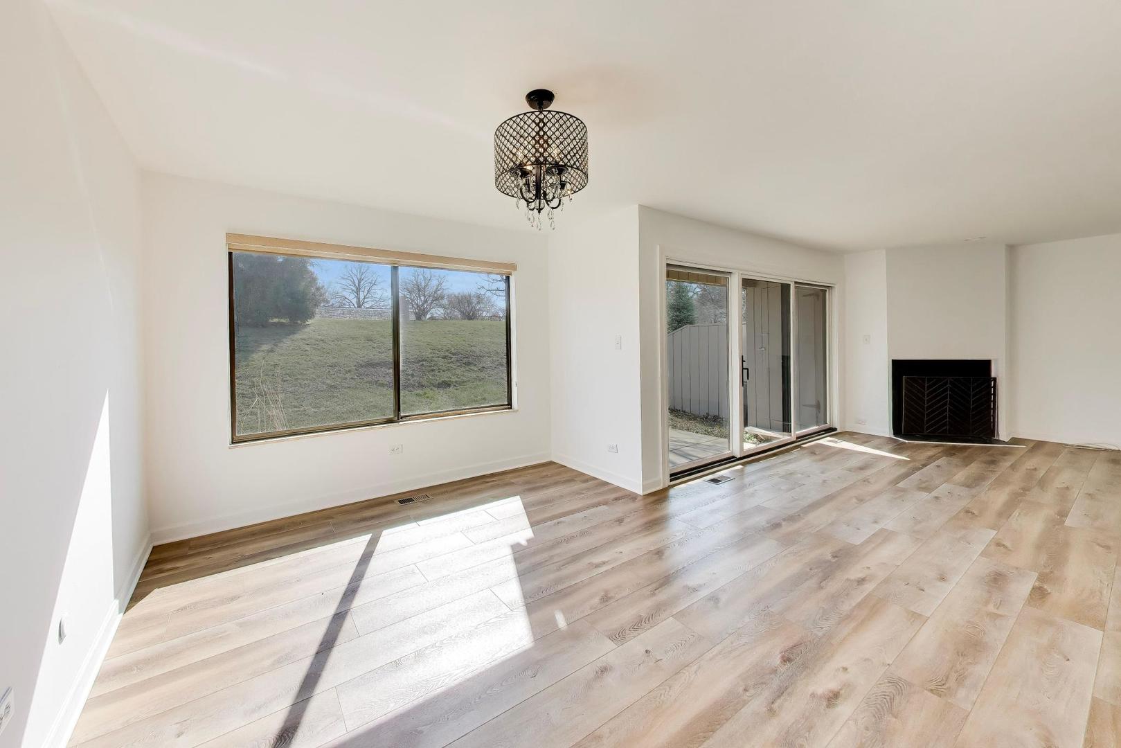 83c Thornhill Lane c