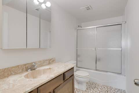 Tiny photo for 828 GRACELAND Avenue #502, Des Plaines, IL 60016 (MLS # 12716045)
