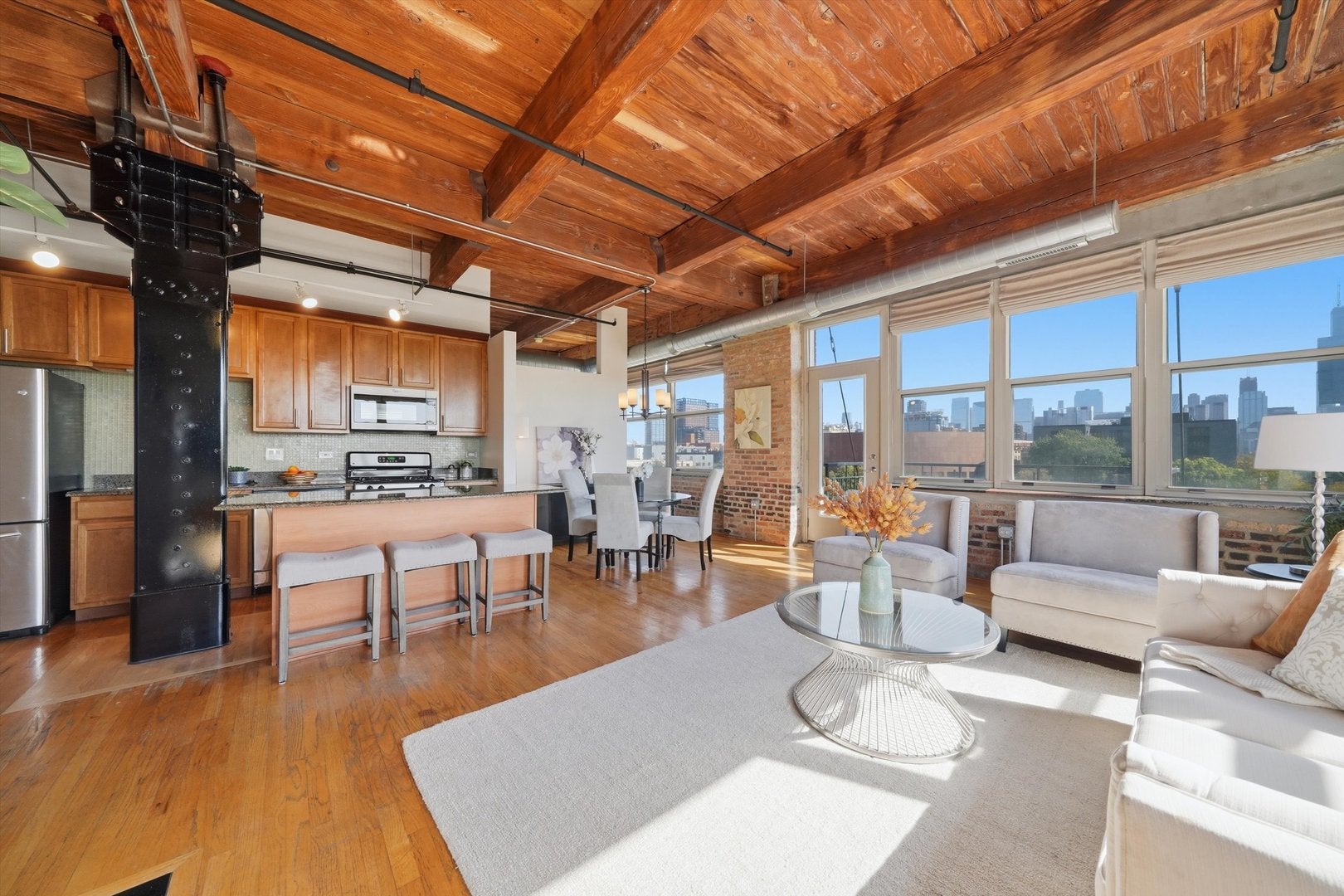 1500 W Monroe Street 525