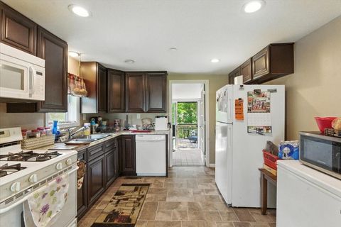 Tiny photo for 33070 N RIDGE Road, Grayslake, IL 60030 (MLS # 12441084)