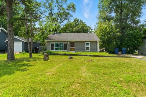 Tiny photo for 33070 N RIDGE Road, Grayslake, IL 60030 (MLS # 12441084)
