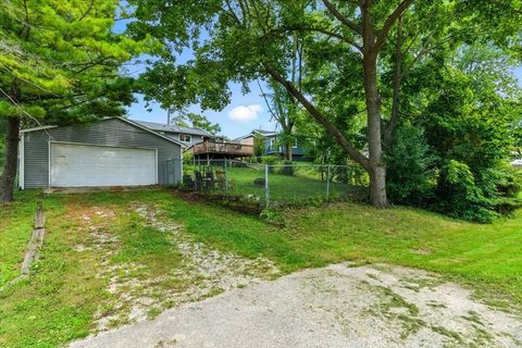 Tiny photo for 33070 N RIDGE Road, Grayslake, IL 60030 (MLS # 12441084)