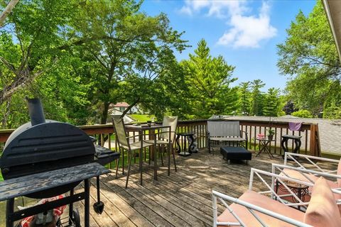 Tiny photo for 33070 N RIDGE Road, Grayslake, IL 60030 (MLS # 12441084)