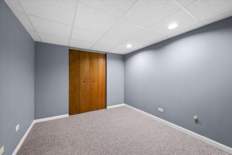 Tiny photo for 17 Sommerset Lane, Lincolnshire, IL 60069 (MLS # 12591235)