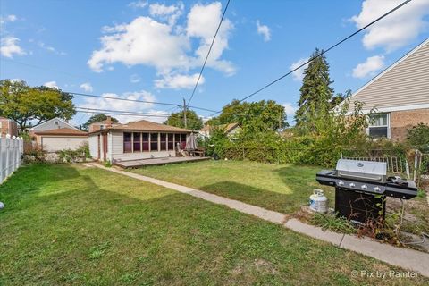 Tiny photo for 750 Bristol Avenue, Westchester, IL 60154 (MLS # 12487981)