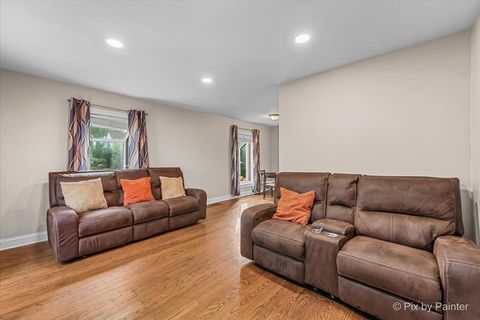 Tiny photo for 750 Bristol Avenue, Westchester, IL 60154 (MLS # 12487981)