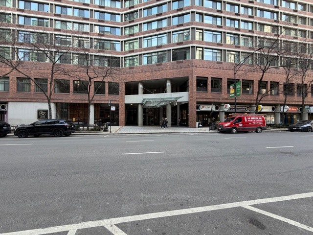 211 E Ohio Street 2409