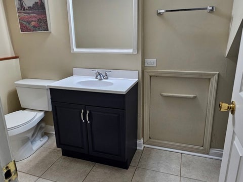 Tiny photo for 210 Redwood Court, Vernon Hills, IL 60061 (MLS # 12750855)