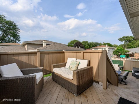 Tiny photo for 557 Delaware Trail, Carol Stream, IL 60188 (MLS # 12784278)