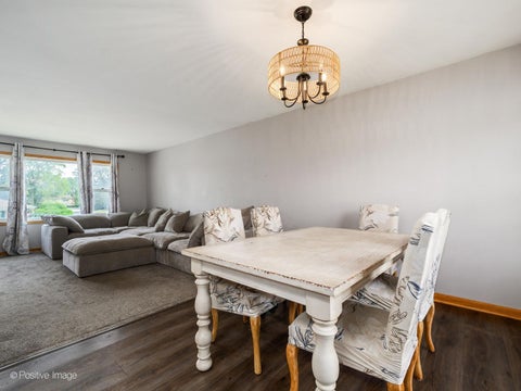 Tiny photo for 557 Delaware Trail, Carol Stream, IL 60188 (MLS # 12784278)