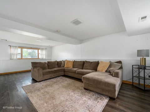 Tiny photo for 557 Delaware Trail, Carol Stream, IL 60188 (MLS # 12784278)